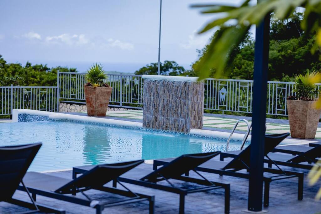Villa Pyramid Point Manor Ocho Ríos Exterior foto